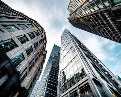 由“柴”到“良材”中国热科院科研人员不断提升橡胶木身价